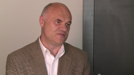 Bakalland stawia na innowacyjność. Chce też zwiększyć sieć odbiorców INWESTOR, Bakalland, rynek bakalii, Marek Moczulski, eksport - Bakalland po fuzji z Delectą zapowiada wprowadzenie na rynek kilku nowości. Firma zwiększa też udział eksportu i chce rozbudować sieć odbiorców. Trudna sytuacja polityczna na Wschodzie nie ma bezpośredniego wpływu na sytuację Bakallandu, eskalacja konfliktu może jednak odbić się na całej gospodarce, a w związku z tym także na firmie.