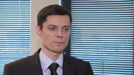 Orlen szuka nowych kierunków rozwoju. Spadki cen ropy to zyski na produkcji oraz straty na złożach i zapasach