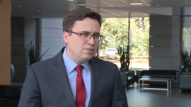 Spadki na chińskiej giełdzie zatrzymane. Indeks w Szanghaju wciąż jednak o jedną czwartą niżej niż przed miesiącem