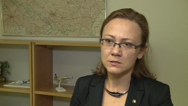 Skandynawskie inwestycje bezpośrednie w Polsce to ponad 43,7 mld zł. To jeden z pięciu największych inwestorów w naszym kraju INWESTOR, skandynawia, BIZ, handle, inwestycje - Wartość skandynawskich inwestycji bezpośrednich w Polsce sięgnęła w 2014 roku 43,8 mld zł. Blisko połowa tej kwoty przypada na Szwecję. Stamtąd pochodzi także największy inwestor – spółka Ikea. Polscy inwestorzy upodobali sobie natomiast głównie rynek norweski, na którym ulokowali w sumie ponad 3,7 mld zł. Lotos i PGNiG mają tam swoje złoża ropy naftowej. Z kolei autobusy Solarisa jeżdżą i w Norwegii, i w Danii, i w Szwecji.