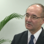 Złoto i miedź z niewielką szansą na odbicie. Analiza techniczna nie wyklucza wzrostu cen, choć utrzymanie spadków jest bardziej prawdopodobne