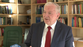 S. Gomułka (BCC): Tania ropa coraz bardziej osłabia Rosję i zmusi ją do zmiany struktury swojej gospodarki