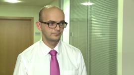 Akcje PZU w ciągu roku straciły 1/3 wartości. Sytuację może poprawić większe zaangażowanie w segment nieruchomości i unikanie ryzyka politycznego