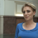 Dobre wynagrodzenie i benefity najlepiej motywują menadżerów do pracy. Ważne są dla nich opieka medyczna, szkolenia i służbowe auta