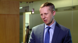 Stabilizuje się sytuacja na rynkach finansowych po brexicie. Dla złotego i polskich obligacji większym zagrożeniem mogą być najbliższe decyzje o likwidacji OFE czy przewalutowaniu kredytów