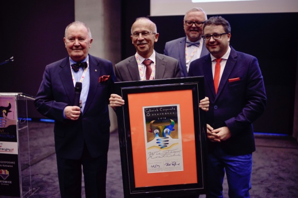 Wiesław Rozłucki Człowiekiem Corporate Governance BIZNES, Giełda - Podczas odbywającej się w Katowicach, VI Konferencji Rada Nadzorcza, wyróżnienie Człowiek Corporate Governance 2016 otrzymał dr Wiesław Rozłucki – współzałożyciel Giełdy Papierów Wartościowych w Warszawie, jej wieloletni prezes.