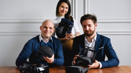 Carbon Studio wypracowało r/r ponad 1,27 mln zł przychodów netto w I półroczu BIZNES, Giełda - Ponad 1,27 mln zł przychodów netto ze sprzedaży w pierwszym półroczu br. wypracowało Carbon Studio, notowany na NewConnect developer gier dedykowanych technologii wirtualnej rzeczywistości.