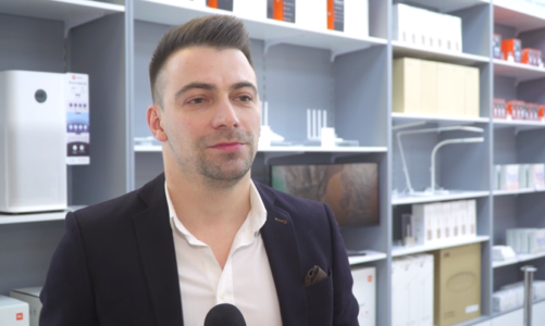 W Warszawie powstał pierwszy poza Chinami specjalny salon Xiaomi. Producent rozważa otwarcie kolejnych