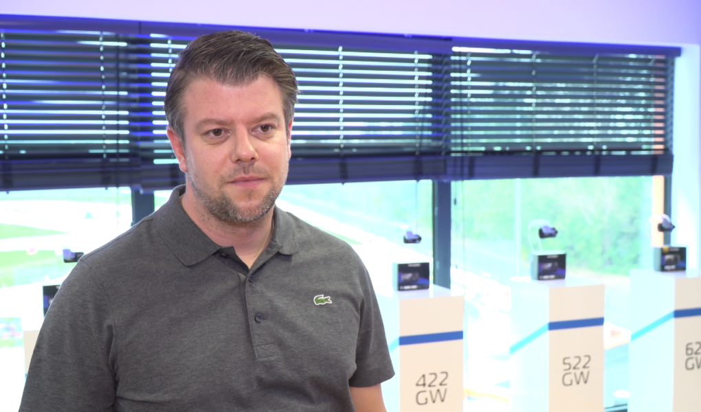 Kamery w samochodach coraz powszechniejsze. Do Polski wchodzi właśnie lider w produkcji takich urządzeń