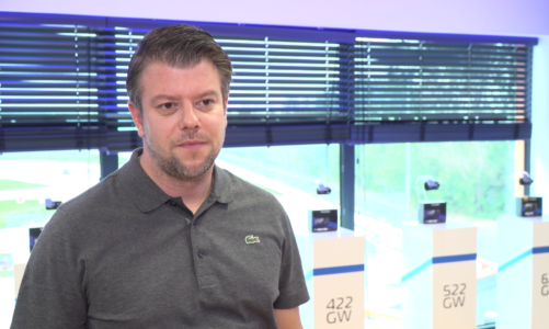 Kamery w samochodach coraz powszechniejsze. Do Polski wchodzi właśnie lider w produkcji takich urządzeń