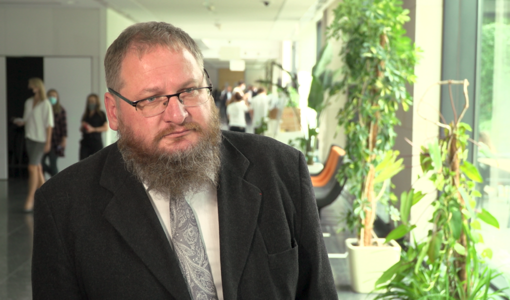 Muzeum Auschwitz-Birkenau chce zwiększyć wirtualny zasięg. Inwestycje w infrastrukturę umożliwią zwiedzanie na odległość z każdego miejsca na świecie